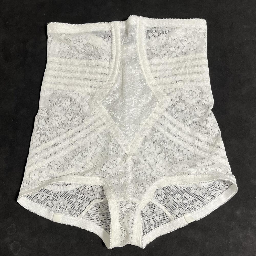 Rago Girdle Shaper Panties Shapewear VTG Womens 2X/34 White Lace High Waist 6107